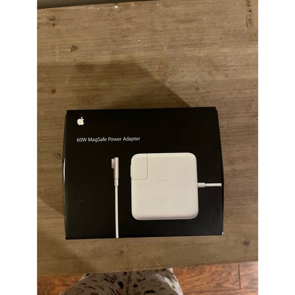 Apple Mac Book 60W Mag Safe Power Adapter - Picture 1 of 7